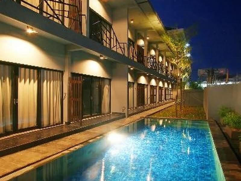 The Grey Boutique Inn Легиан Экстерьер фото
